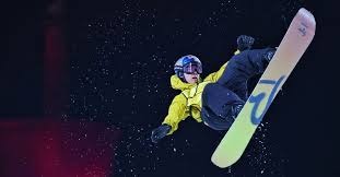 详解棒球缝线对投球轨迹的操控